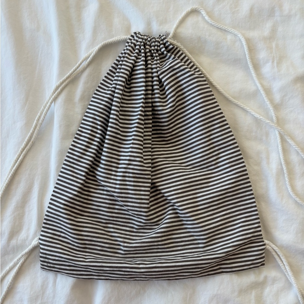 striped drawstring bag